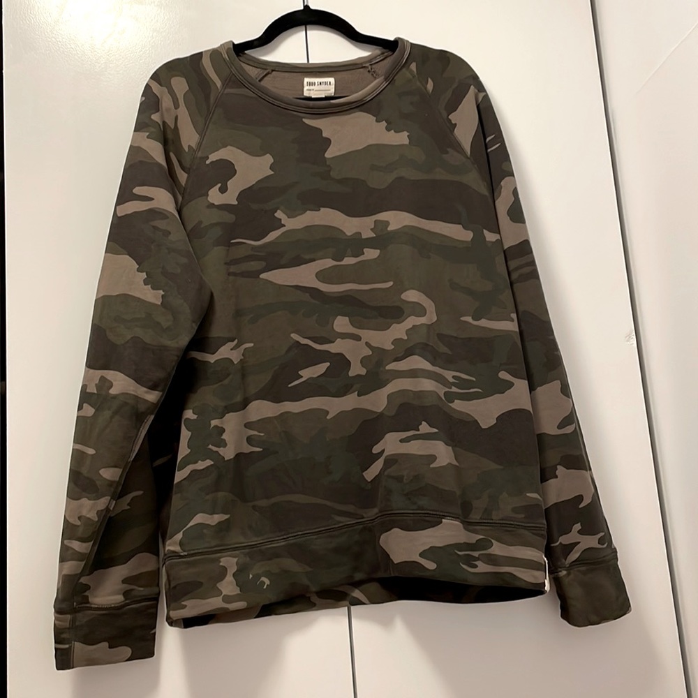Mens Camo Todd Snyder Crewneck
